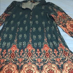 Gorgeous tunic with oriental motifs
